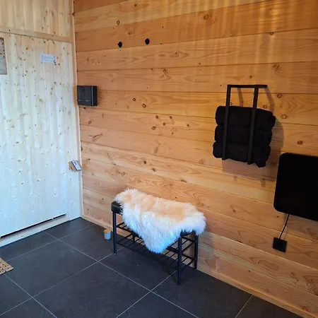 Bed En Welness Achter Ons Huis Сasa de vacaciones